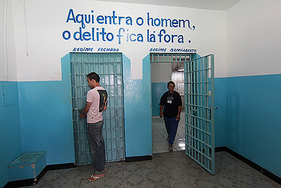 Una cárcel donde lo importante es la persona y su reinserción