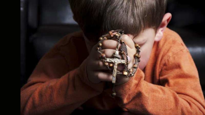Un millón de niños alrededor del mundo se unirán para rezar el Santo Rosario