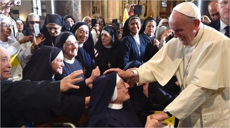¿Las religiosas son explotadas por la Iglesia? Tres hermanas responden