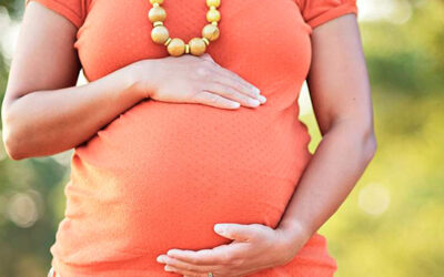 Madre tenía cáncer, rechazó abortar a su hijo y hoy afirma que es “un milagro de Dios”