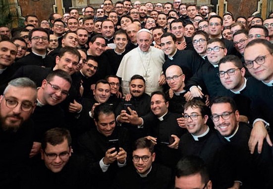 jovenes seminaristas