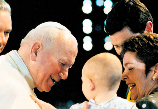 Oración a la familia por Juan Pablo II