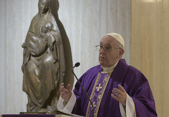 papa_santa marta