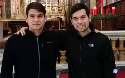 Gemelos en la vida y en la vocación religiosa: su familia dejó todo y crecieron como misioneros