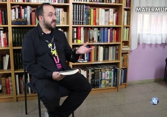 ‘La Vecina de Jesús’, el libro de Toño Casado que nos acerca a la vida de Cristo desde el humor