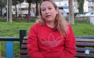 Iba a entrar a abortar en Madrid y dos «ángeles» la rescataron: su hija, bautizada por un cardenal