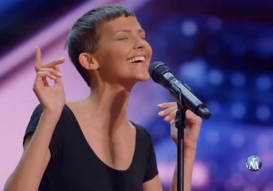 La profunda fe de Nightbirde brilla en America’s Got Talent