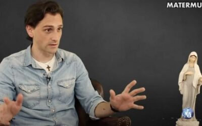 De no conocer la fe, a bautizarse de mayor y vivir como ‘youtuber’ su vocación profesional
