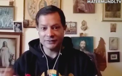 «La Virgen me estaba esperando, me sonrió y se llevó todo el chapapote de mi corazón» – Oliver Vázquez