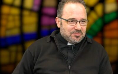 «Para recuperar la identidad que Satanás nos roba hay que unir fe y experiencia religiosa» – Testimonio de D. Salvador Romero