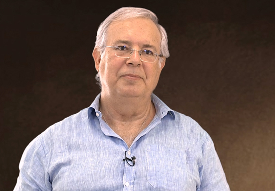 Pasó de la luz a la oscuridad, aguantó y Dios le devolvió el mil por mil – Testimonio de Manuel Camacho