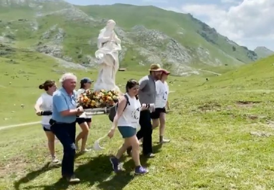 ‘MADRE VEN’, la película que mostrará los frutos de una peregrinación inédita