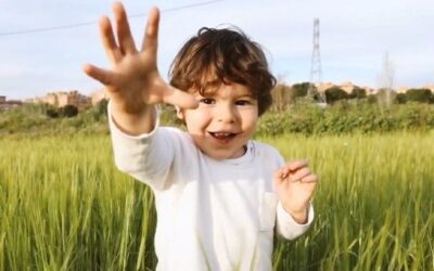 El pequeño Saúl y su «rara» forma de dar ejemplo de vida – Testimonio de Fabiola y Benjamín