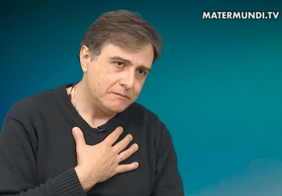 «Estaba muerto y, en un instante, me vi en pie y lleno de vida» – Testimonio de Eduardo, ex alcohólico