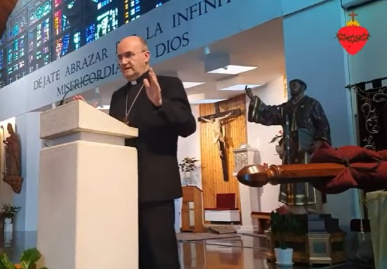 «La Nueva Evangelización es arder en deseos de que Jesús sea conocido y amado» – Mons. Munilla