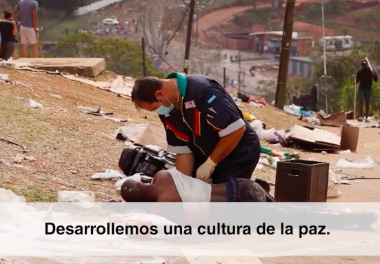 El Papa Francisco nos pide rezar por una cultura de la no violencia – Vídeo del Papa, abril 2023