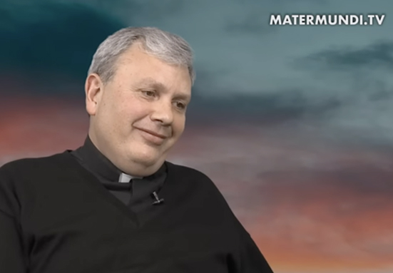 «Viví una tremenda sanación a los pies de Cristo y la Renovación lo transformó todo» – Testimonio de P. Eduardo Toraño López