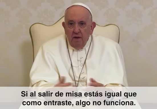 El Papa Francisco nos llama a rezar por una vida eucarística. Video del Papa | Julio 2023