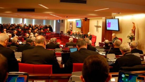 Los obispos españoles alientan a un «diálogo social entre todas las instituciones que cultive la escucha y evite posiciones inflexibles y excluyentes»