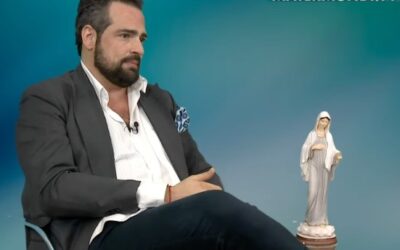 Su niñez fue un infierno y la adolescencia una trampa. Un raro diagnóstico XXY le devolvió a la VIDA | Benjamín Gómez