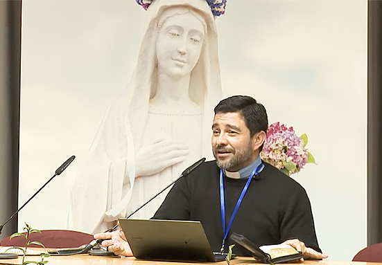 Diego_gonzalez_congreso_reinadelapaz_2025